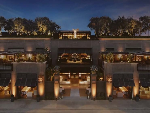 32nd Avenue (milestone)